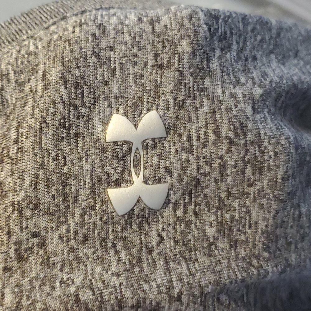 Under Armour Racerback - Picture 6 of 6